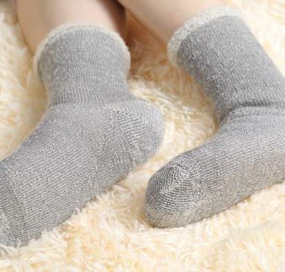 靴下で冷え性が悪化？！履いて寝る時の注意点 – 最高の暖かさ [サーモヘアソックス]